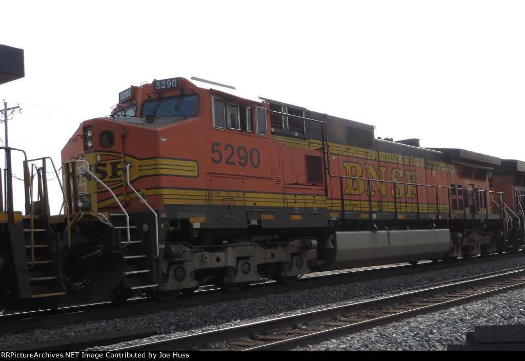 BNSF 5290